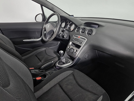 Peugeot 408 1.6 MT (115 л.с.), 2016 — купить в Нижнем Новгороде