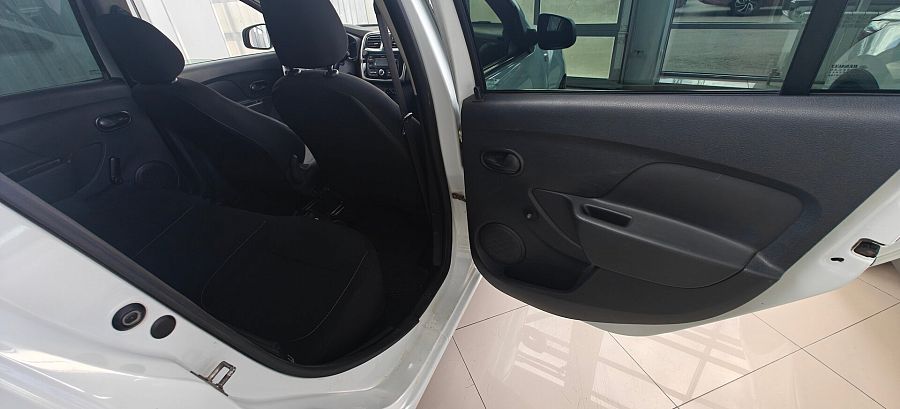 Renault Logan 1.6 MT (82 л.с.), 2016 Renault Logan 1.6 MT (82 л.с.), 2016