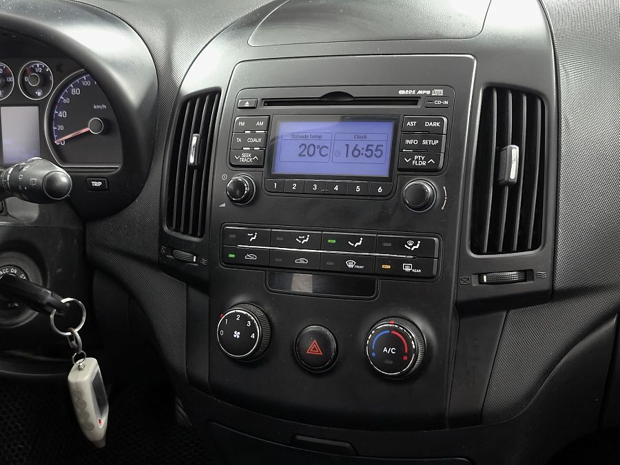 Hyundai i30 1.4 MT (109 л.с.), 2010