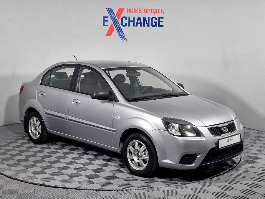 Kia Rio 1.4 AT (95 л.с.), 2011