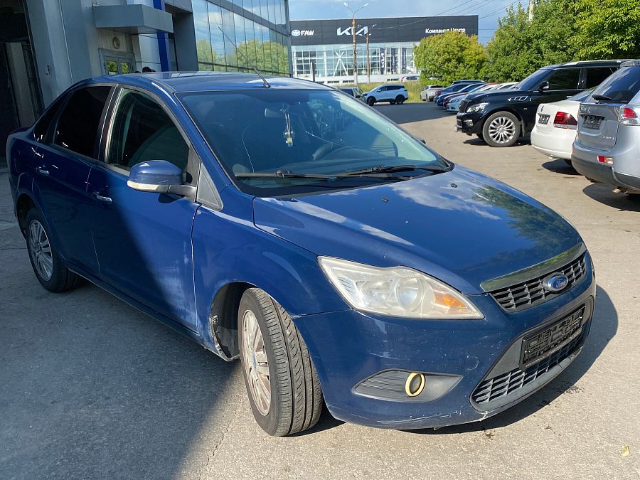Ford Focus 1.6 AT (100 л.с.), 2011