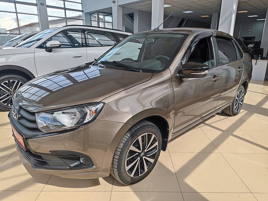 Lada (Ваз) Granta 1.6 MT (90 л.с.), 2024