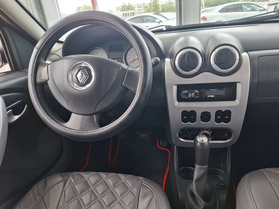 Renault Sandero 1.6 MT (84 л.с.), 2012 Renault Sandero 1.6 MT (84 л.с.), 2012
