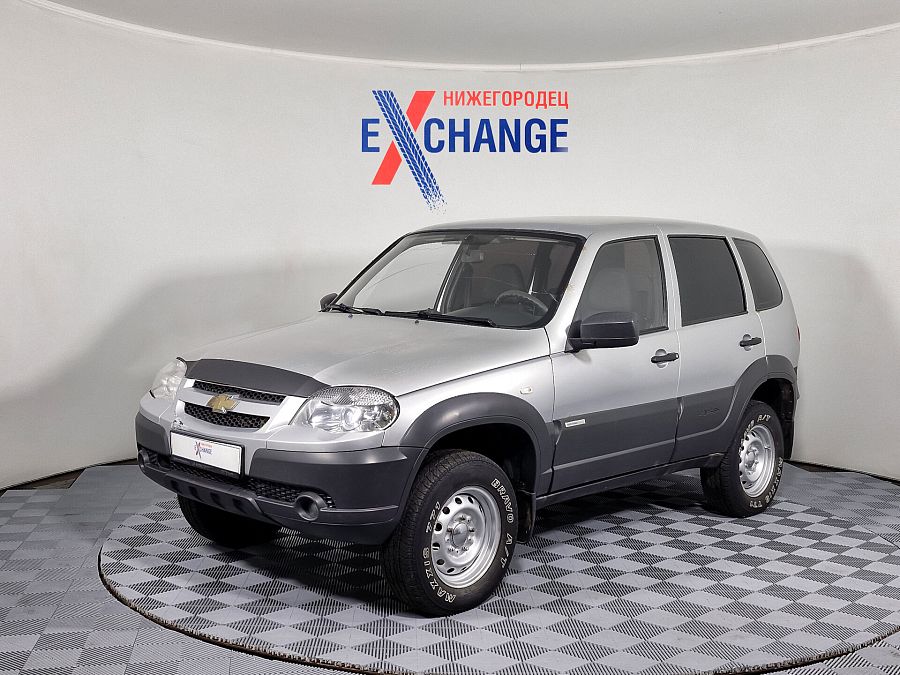 Chevrolet Niva 1.7 MT (80 л.с.) 4WD, 2012