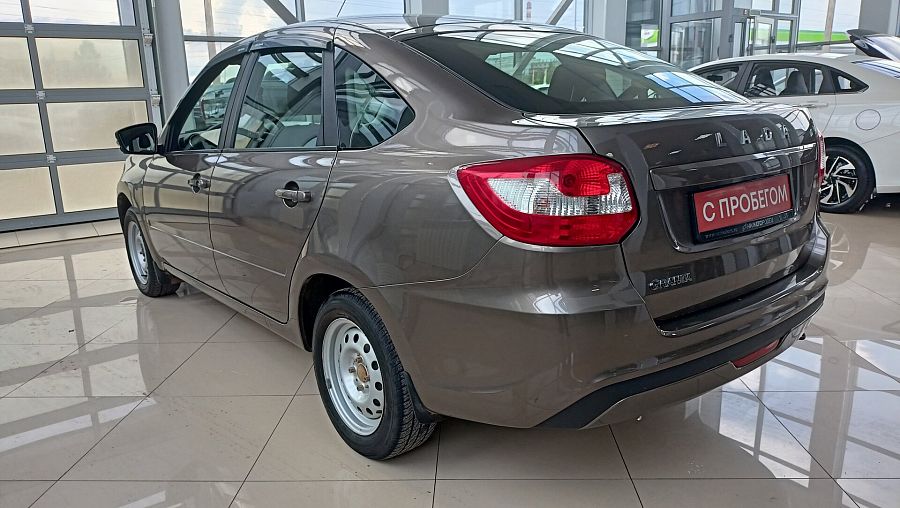 Lada (Ваз) Granta 1.6 MT (90 л.с.), 2024