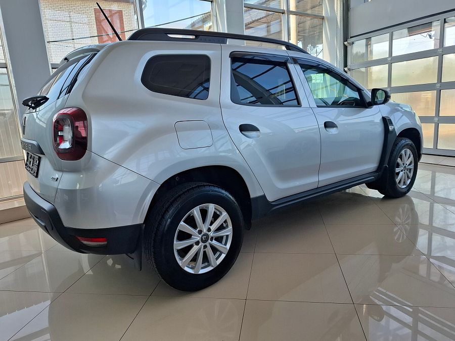Renault Duster 1.6 MT (117 л.с.) 4WD, 2021