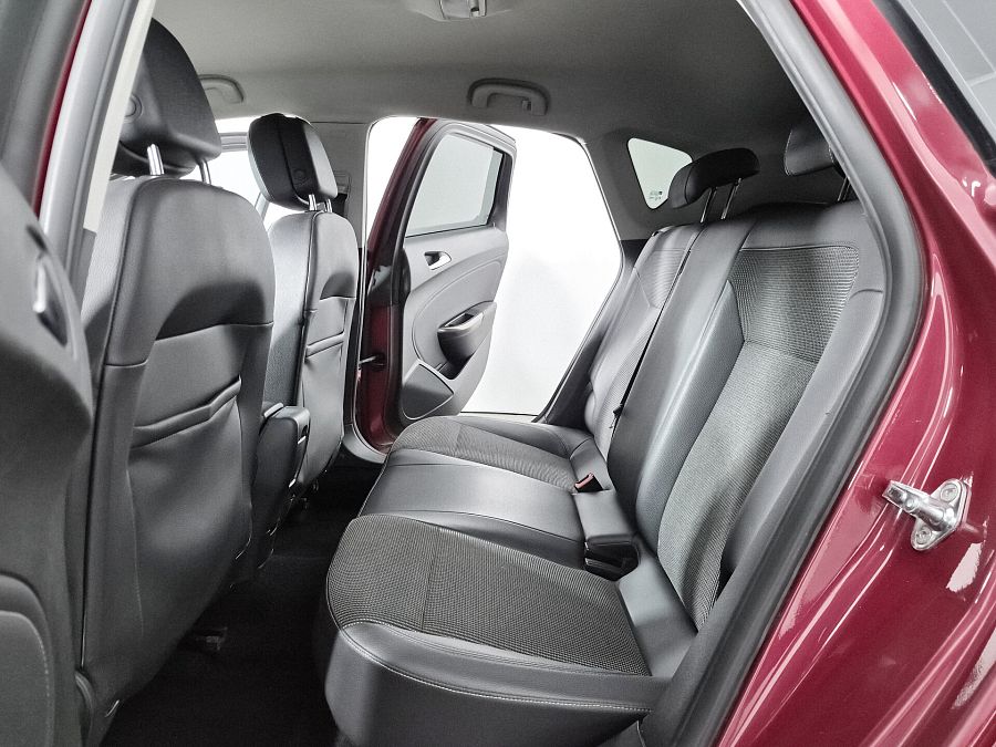 Opel Astra 1.6 AT (115 л.с.), 2011 Opel Astra 1.6 AT (115 л.с.), 2011