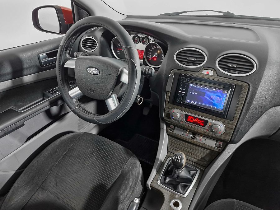 Ford Focus 1.8 MT (125 л.с.), 2008