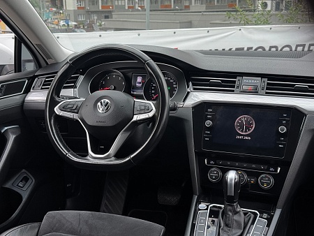 Volkswagen Passat 2.0 AMT (190 л.с.), 2020 Volkswagen Passat 2.0 AMT (190 л.с.), 2020