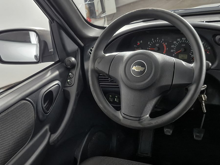 Chevrolet Niva 1.7 MT (80 л.с.) 4WD, 2012