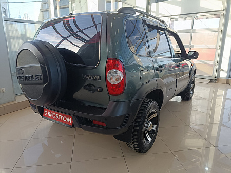 Chevrolet Niva 1.7 MT (80 л.с.) 4WD, 2011 Chevrolet Niva 1.7 MT (80 л.с.) 4WD, 2011 — купить в Нижнем Новгороде