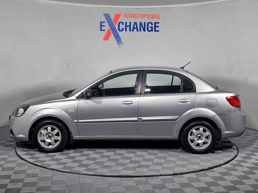 Kia Rio 1.4 AT (95 л.с.), 2011