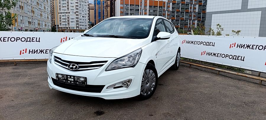Hyundai Solaris 1.6 AT (123 л.с.), 2015