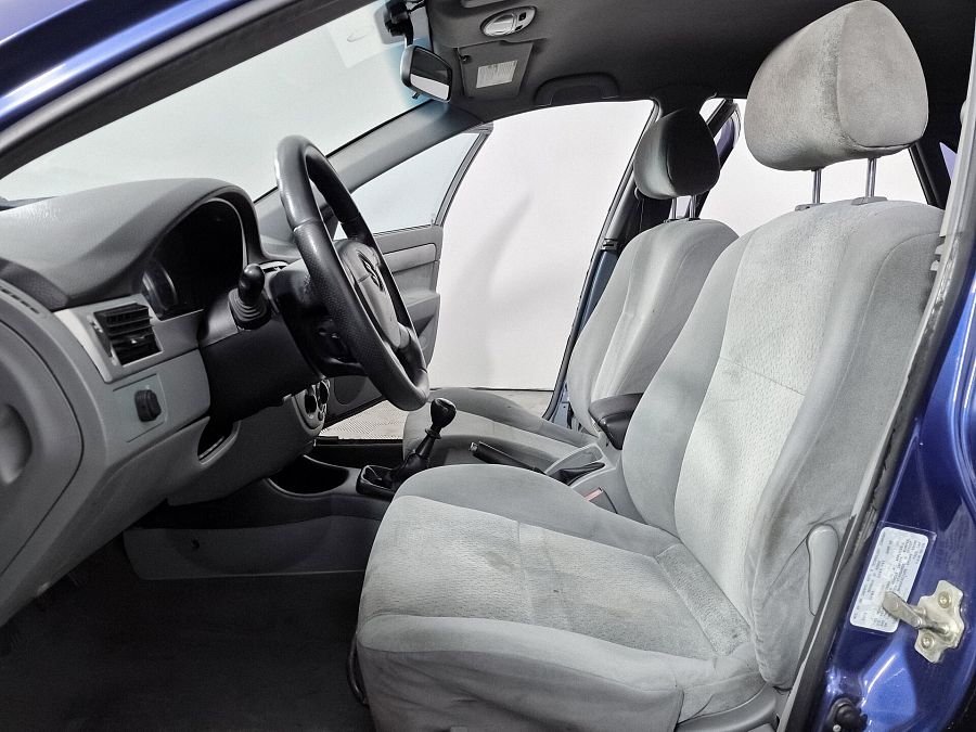 Suzuki Forenza 2.0 MT (127 л.с.), 2003