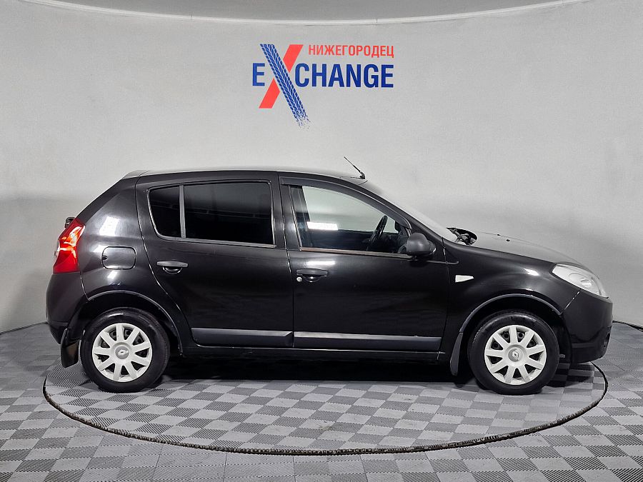 Renault Sandero 1.4 MT (75 л.с.), 2011 Renault Sandero 1.4 MT (75 л.с.), 2011