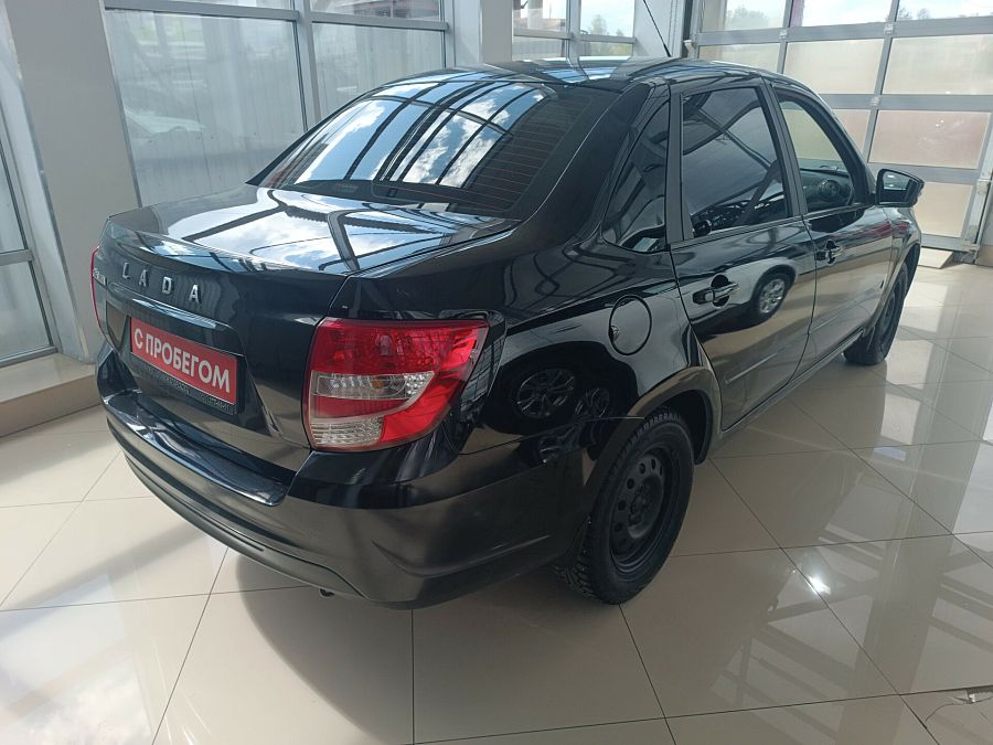 Lada (Ваз) Granta 1.6 MT (90 л.с.), 2023