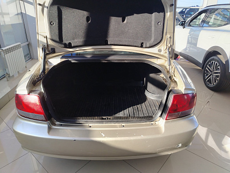 Hyundai Sonata 2.0 MT (131 л.с.), 2004 — купить в Нижнем Новгороде
