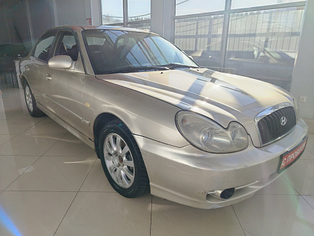 Hyundai Sonata 2.0 MT (131 л.с.), 2004 — купить в Нижнем Новгороде