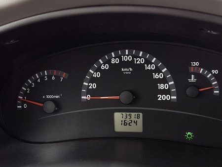 Lada (Ваз) Kalina 1.6 MT (81 л.с.), 2012 Lada (Ваз) Kalina 1.6 MT (81 л.с.), 2012