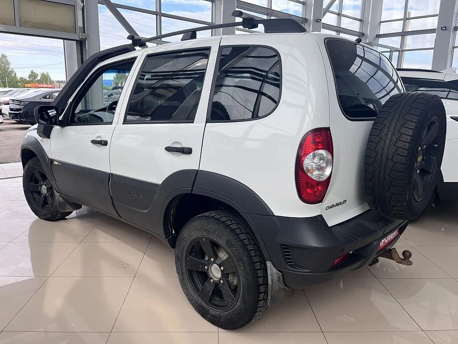 Chevrolet Niva 1.7 MT (80 л.с.) 4WD, 2017