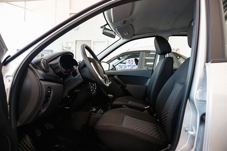 Lada (Ваз) Granta 1.6 MT (90 л.с.), 2026 Lada (Ваз) Granta 1.6 MT (90 л.с.), 2026