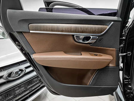 Volvo V90 Cross Country 2.0 AT (249 л.с.) 4WD, 2021 — купить в Нижнем Новгороде