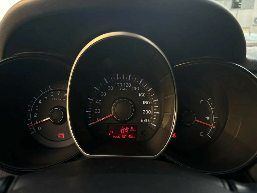 Kia Rio 4-speed 1.6 AT (123 л.с.), 2011