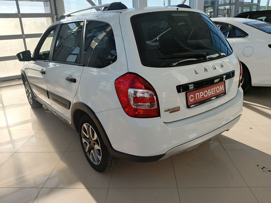 Lada (Ваз) Granta Cross 1.6 MT (90 л.с.), 2021
