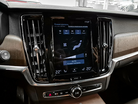 Volvo V90 Cross Country 2.0 AT (249 л.с.) 4WD, 2021 — купить в Нижнем Новгороде