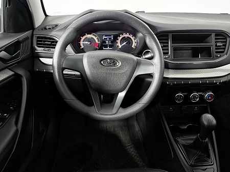Lada (Ваз) Vesta 1.6 MT (106 л.с.), 2023