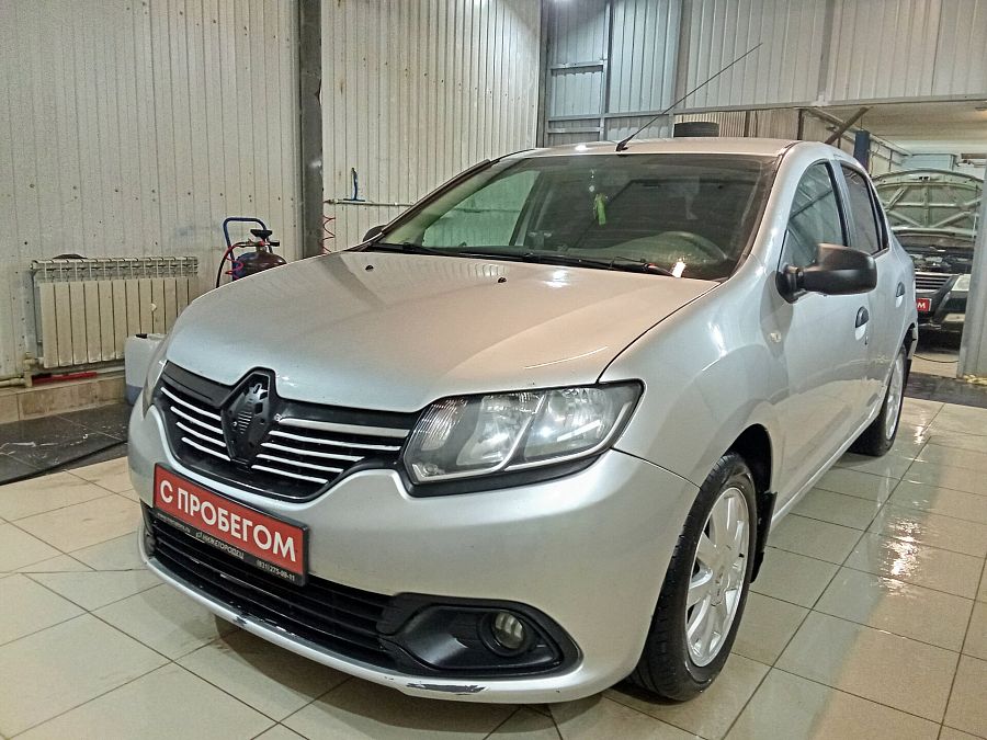 Renault Logan 1.6 MT (82 л.с.), 2014