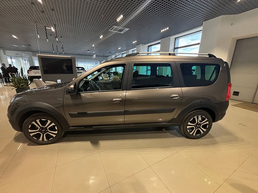 Lada (Ваз) Largus Cross 1.6 MT (106 л.с.), 2026
