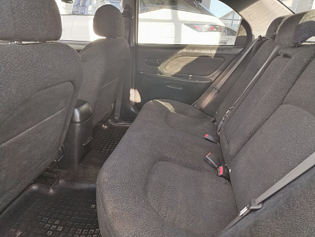 Hyundai Sonata 2.0 MT (131 л.с.), 2004 — купить в Нижнем Новгороде