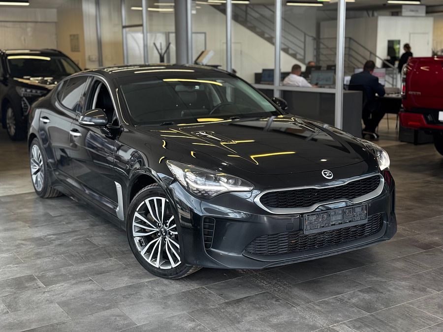Kia Stinger 2.0 AT (247 л.с.) 4WD, 2018
