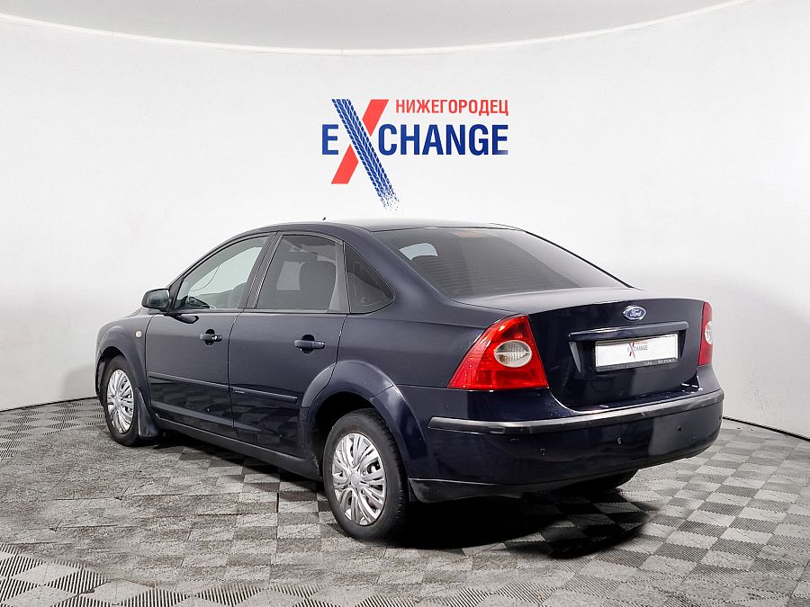Ford Focus 1.6 MT (100 л.с.), 2005