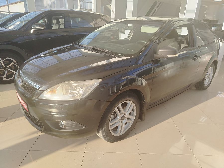 Ford Focus 1.4 MT (80 л.с.), 2009