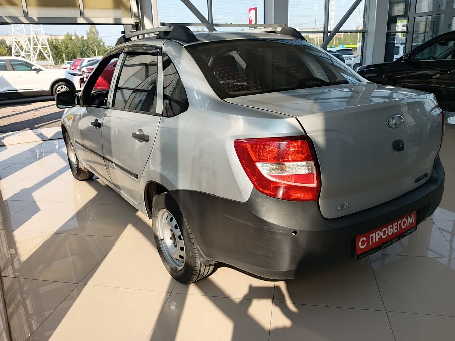 Lada (Ваз) Granta 1.6 MT (82 л.с.), 2013 Lada (Ваз) Granta 1.6 MT (82 л.с.), 2013