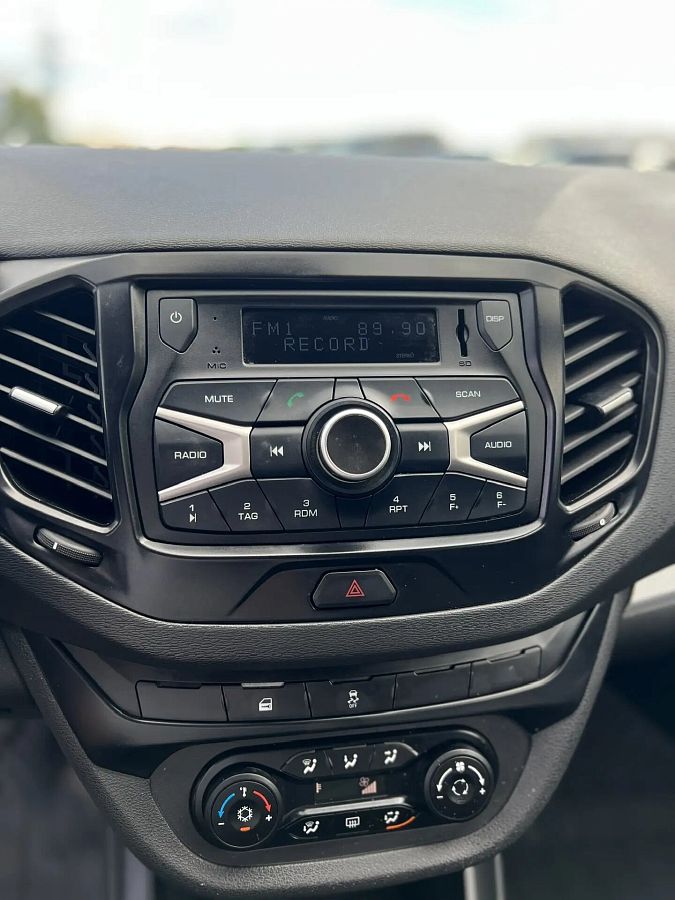 Lada (Ваз) Vesta SW 1.6 AMT (106 л.с.), 2019