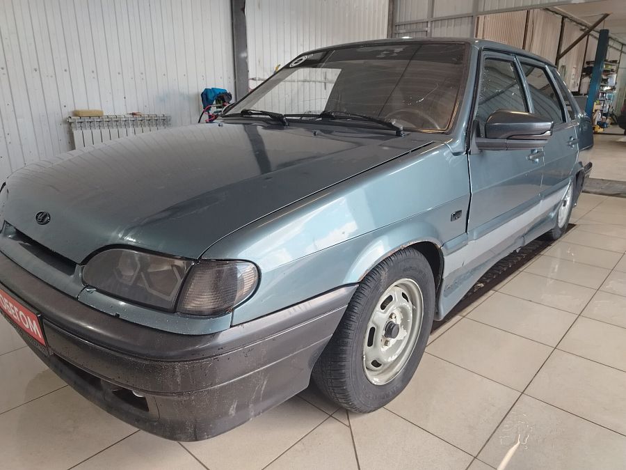 Lada (Ваз) 2115 1.5 MT (76 л.с.), 2001