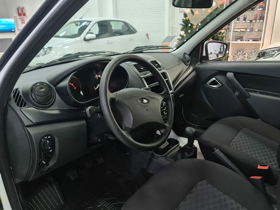 Lada (Ваз) Granta 1.6 MT (90 л.с.), 2026