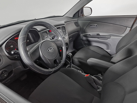 Kia Rio 1.4 MT (97 л.с.), 2009 — купить в Нижнем Новгороде