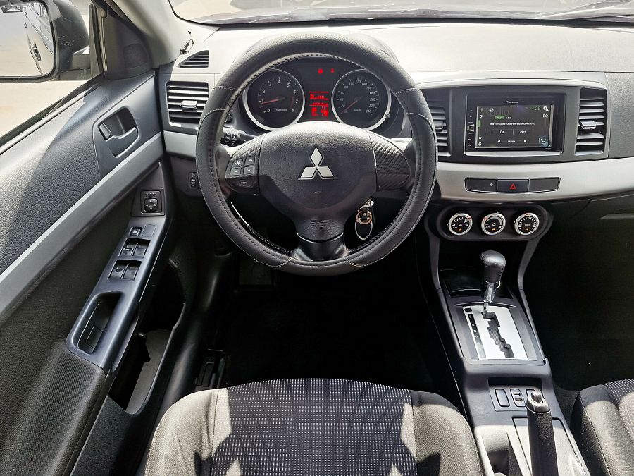 Mitsubishi Lancer 1.5 AT (109 л.с.), 2010