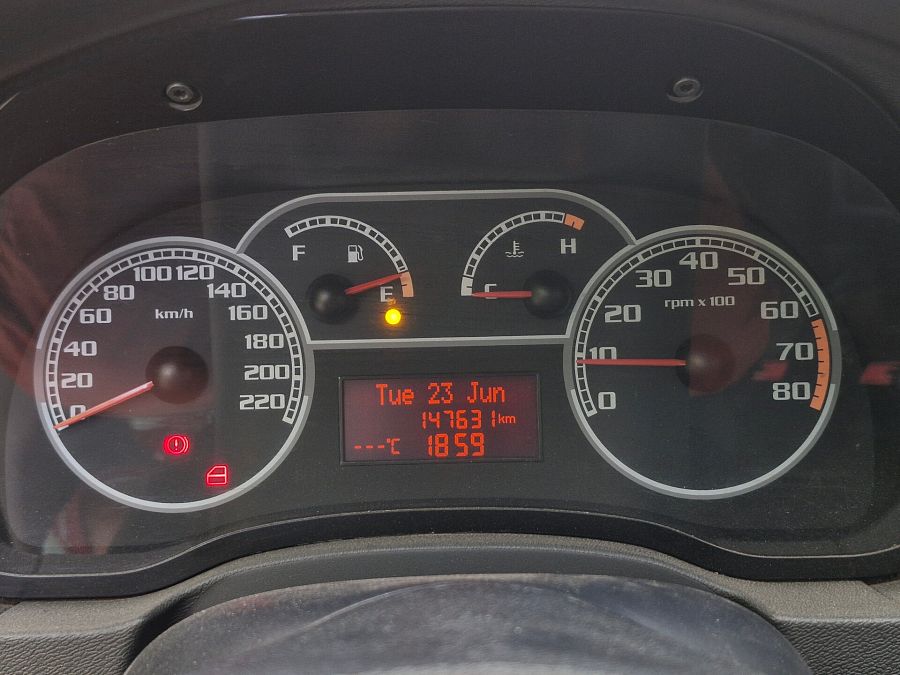 Fiat Albea 1.4 MT (77 л.с.), 2009