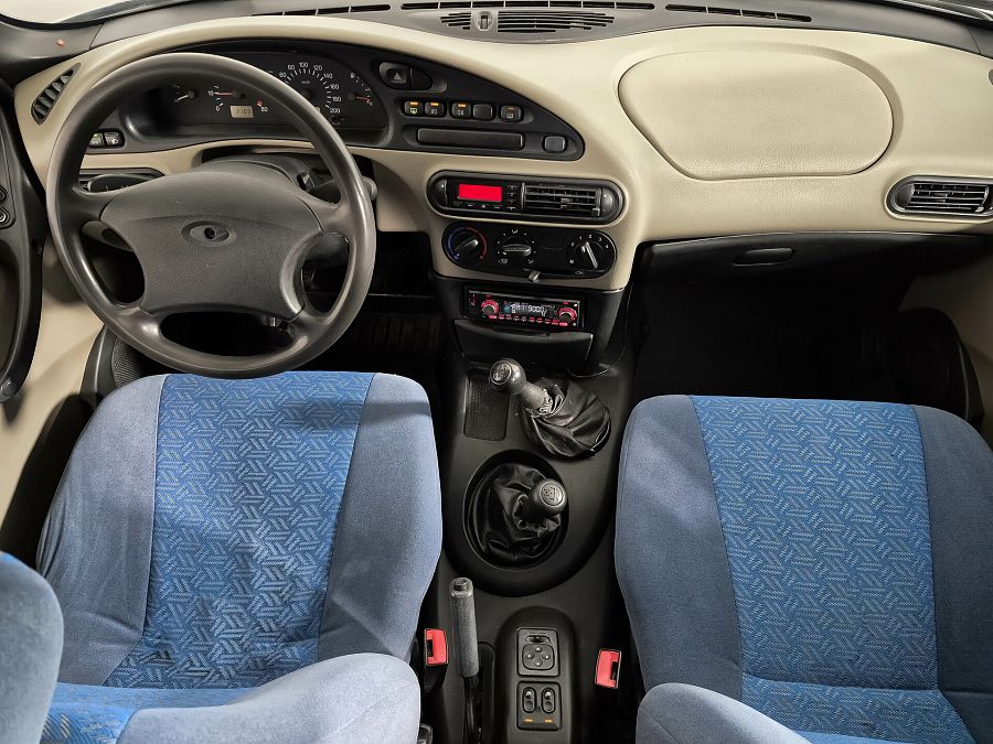 Chevrolet Niva 1.7 MT (80 л.с.) 4WD, 2005 Chevrolet Niva 1.7 MT (80 л.с.) 4WD, 2005