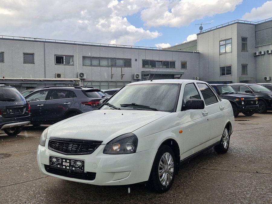 Lada (Ваз) Priora 1.6 MT (106 л.с.), 2017