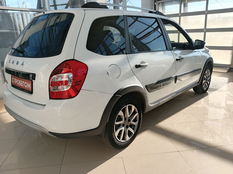 Lada (Ваз) Granta Cross 1.6 MT (90 л.с.), 2021