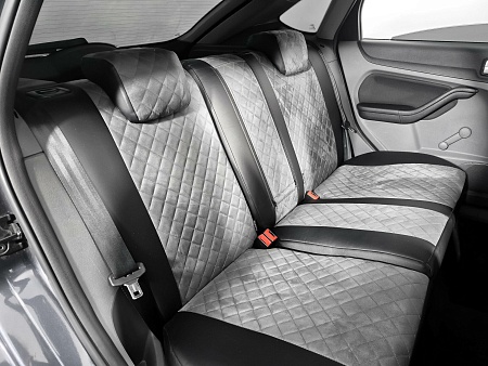 Ford Focus 1.6 AT (100 л.с.), 2010