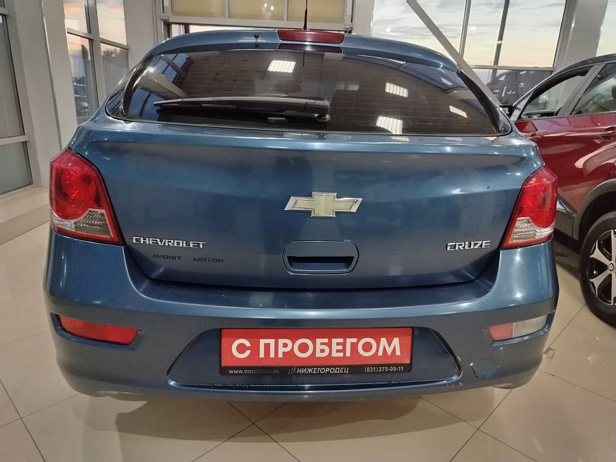 Chevrolet Cruze 1.6 MT (109 л.с.), 2013