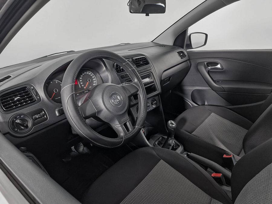 Volkswagen Polo 1.6 MT (105 л.с.), 2012