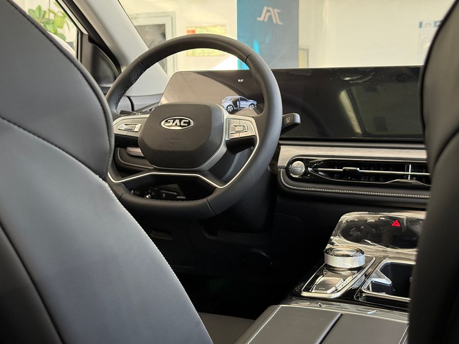 JAC JS6 1.5 AMT (174 л.с.), 2024 JAC JS6 1.5 AMT (174 л.с.), 2024